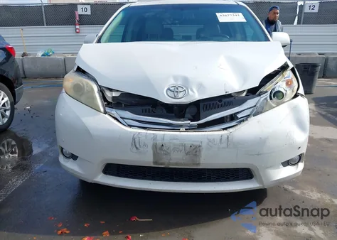 2011 Toyota Sienna Limited V6 из США, поврежденный, VIN 5TDYK3DCXBS106443